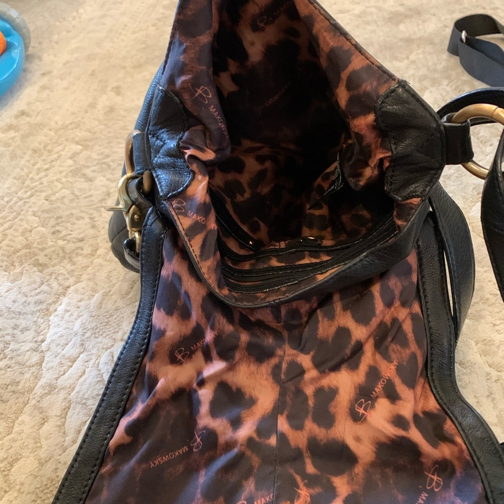 Handbag - Picture 3 of 4